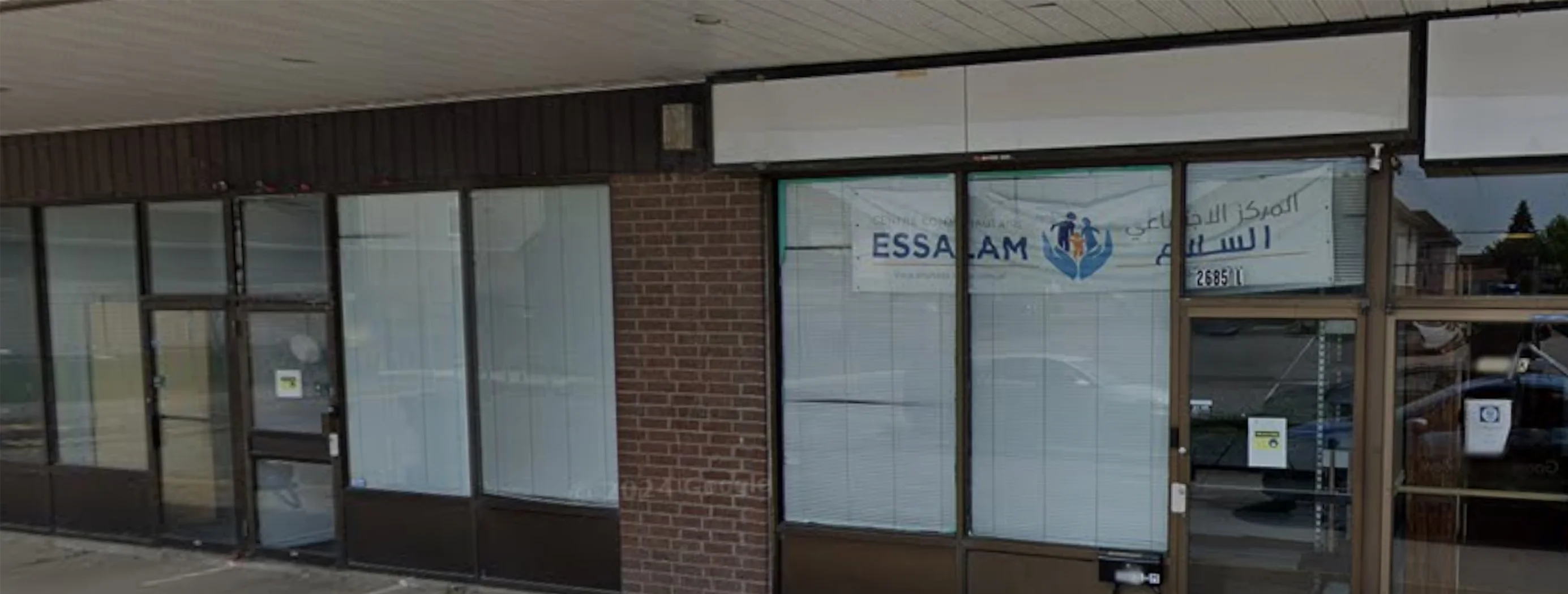 Exterior view of Centre Communautaire Musulman Essalam Mascouche building